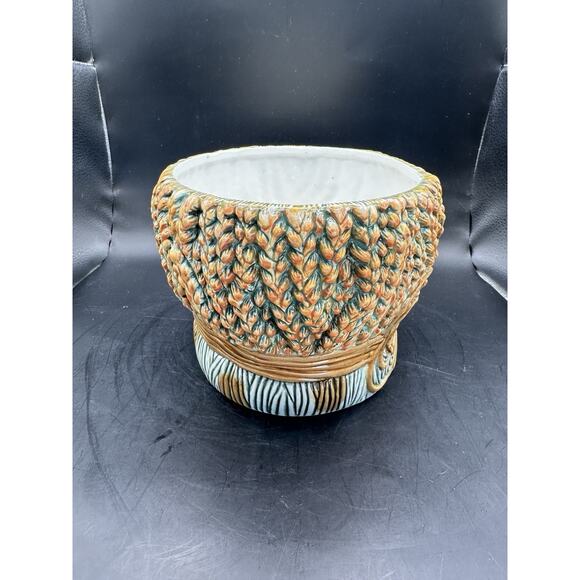 Vintage Wheat Sheath with Bow Ceramic Planter Majolica Style 8.5 Inches China - Picture 7 of 10